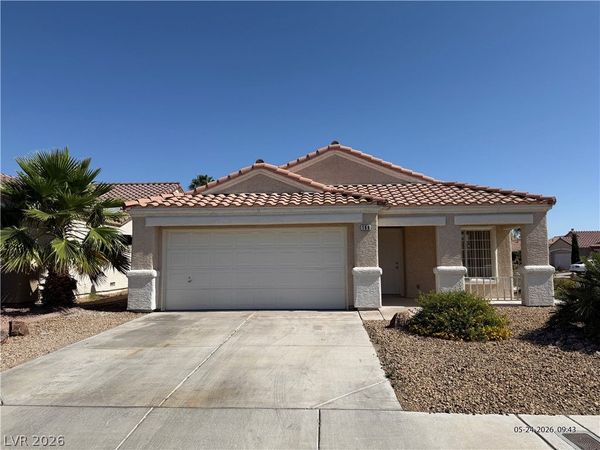 166 Windy Creek Avenue , Las Vegas, NV 89123