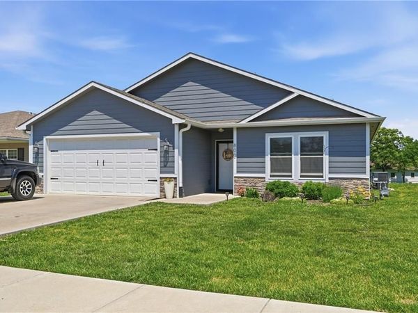 800 16th Street, Valley Falls, KS 66088