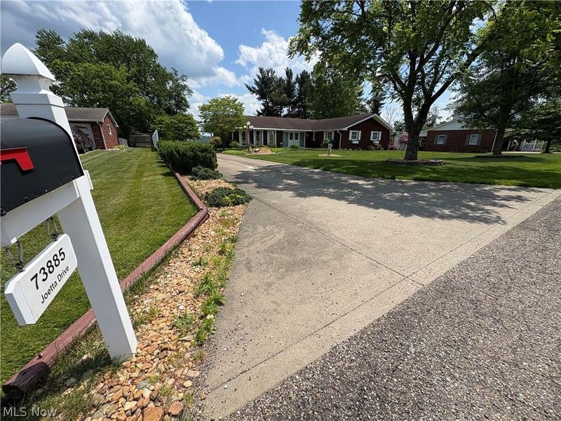 73885 Joetta Drive, Rayland, OH 43943 Photo 5