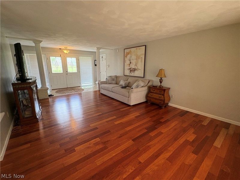 73885 Joetta Drive, Rayland, OH 43943 Photo 8