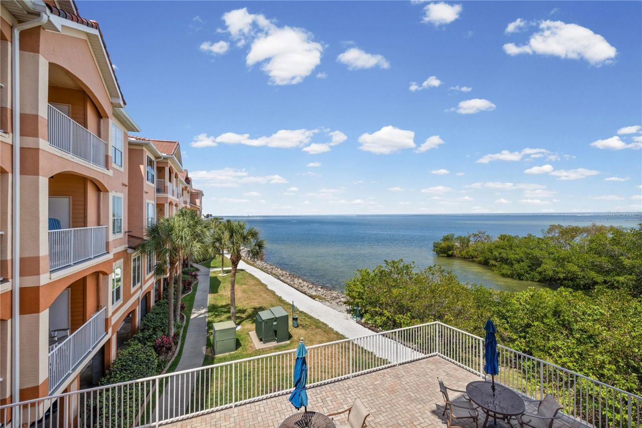 5000 Culbreath Key Way, Unit 9-216, Tampa, FL 33611 Photo