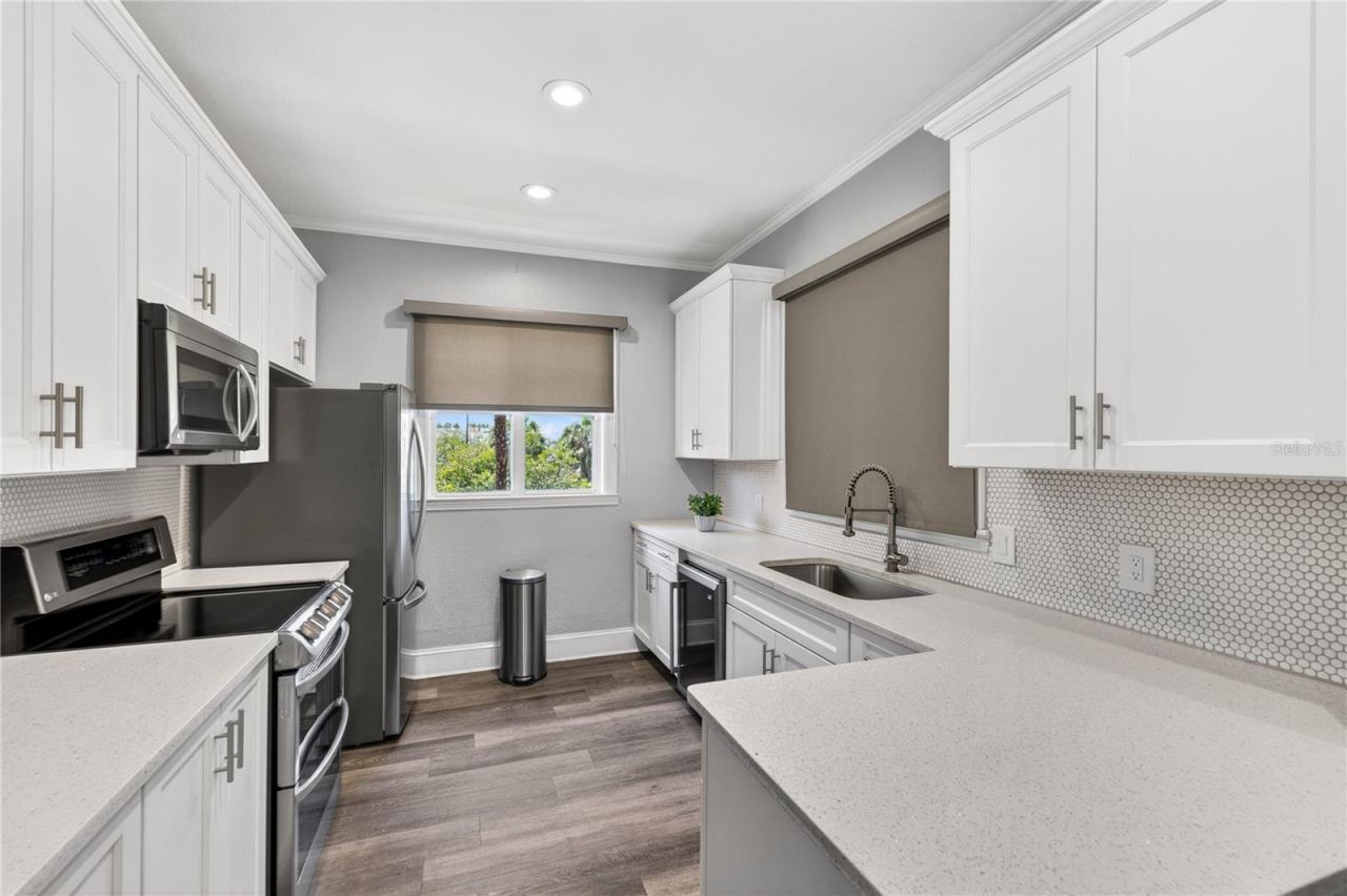 5000 Culbreath Key Way, Unit 9-216, Tampa, FL 33611 Photo