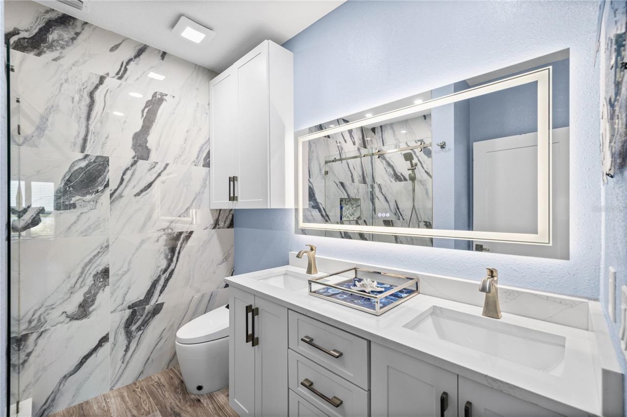 5000 Culbreath Key Way, Unit 9-216, Tampa, FL 33611 Photo