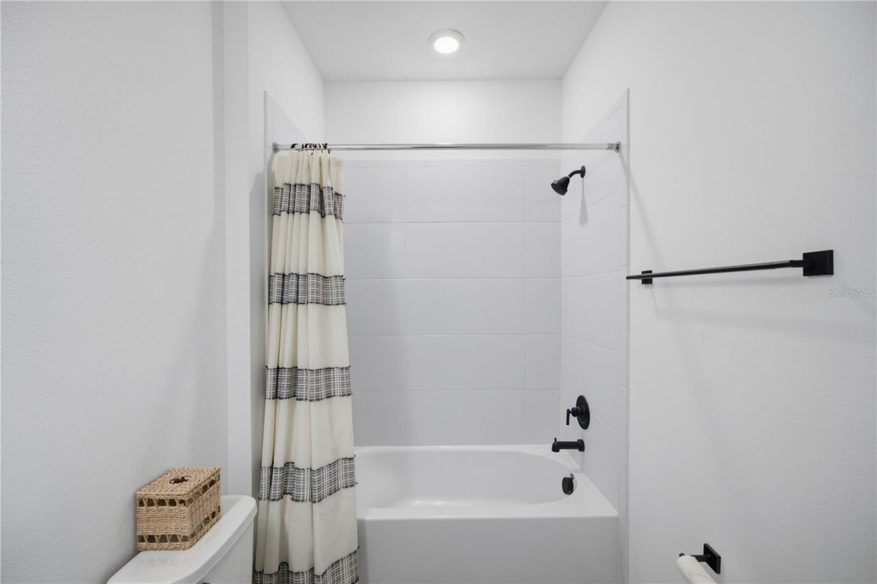 13816 Sharp Hawk Drive, Riverview, FL 33569 Photo