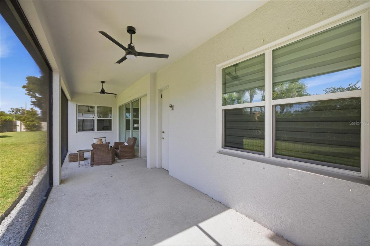 13816 Sharp Hawk Drive, Riverview, FL 33569 Photo