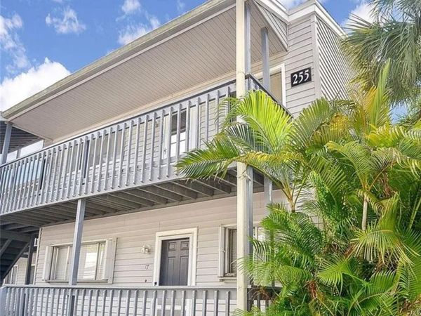 255 FENWICK DRIVE , Unit 18, VENICE, FL 34285