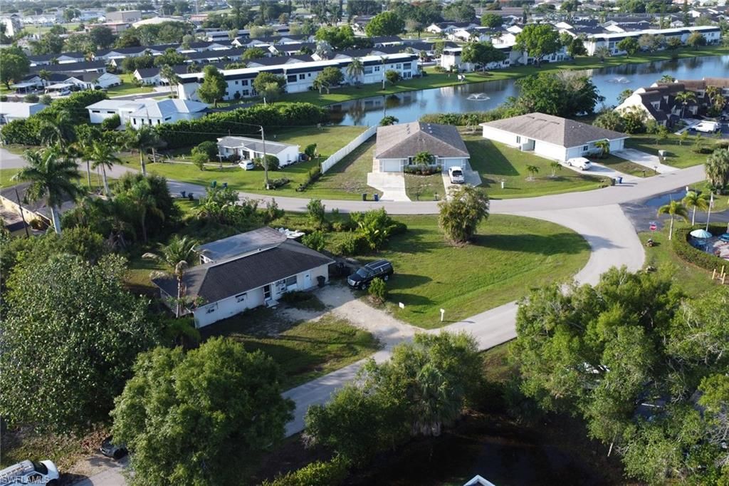 6701 Fiesta Ln, Fort Myers, FL 33919 Photo