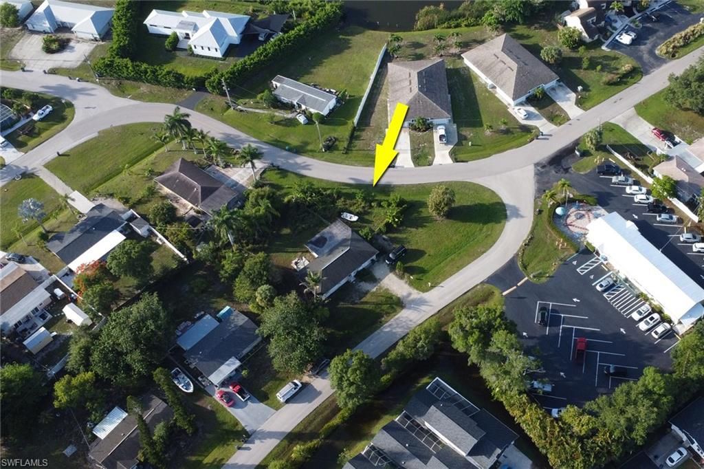 6701 Fiesta Ln, Fort Myers, FL 33919 Photo