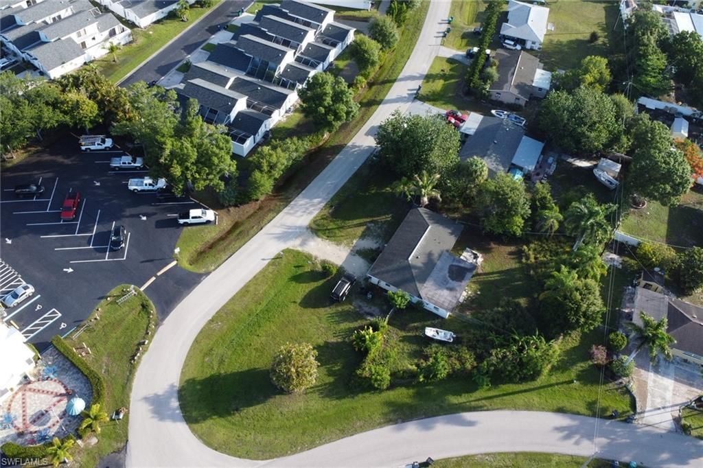 6701 Fiesta Ln, Fort Myers, FL 33919 Photo