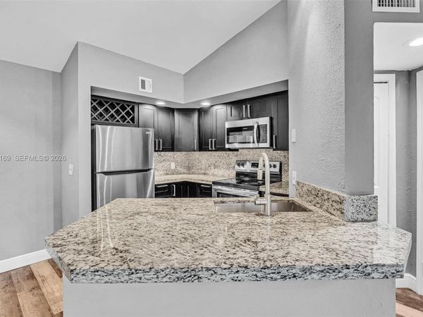 3300 N Pinewalk Dr N , Unit 1925, Margate, FL 33063
