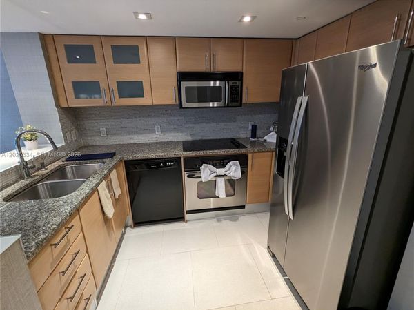 2101 Brickell Ave, Unit 1104, Miami, FL 33129