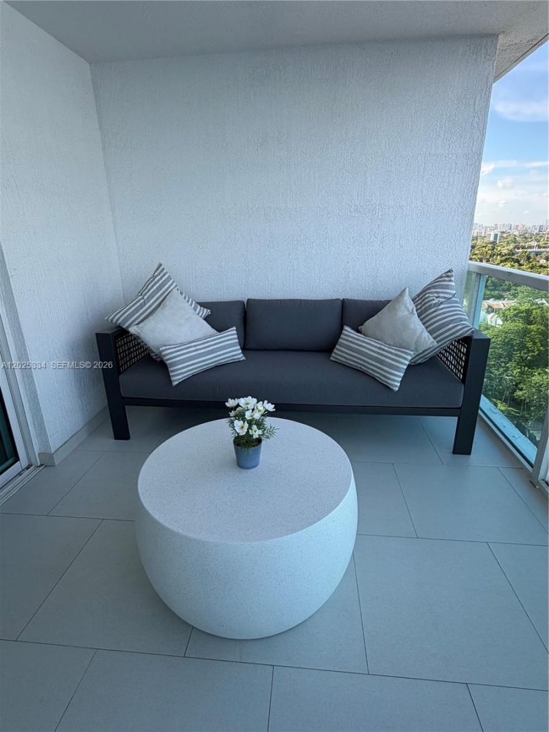 2101 Brickell Ave, Unit 1104, Miami, FL 33129 Photo