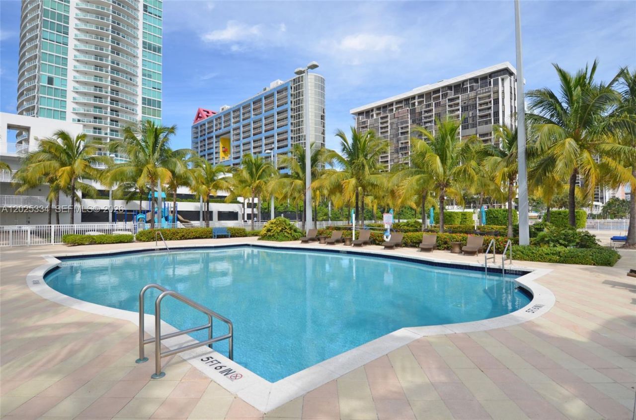 2101 Brickell Ave, Unit 1104, Miami, FL 33129 Photo