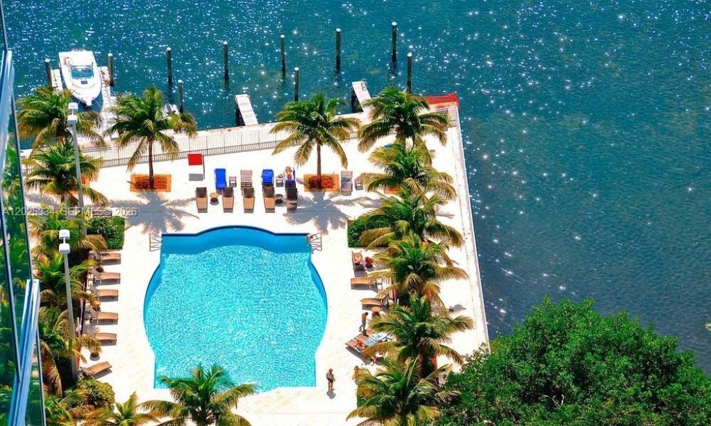 2101 Brickell Ave, Unit 1104, Miami, FL 33129 Photo