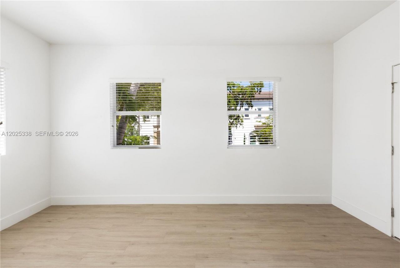 628 Santander Ave, Unit 3, Coral Gables, FL 33134 Photo