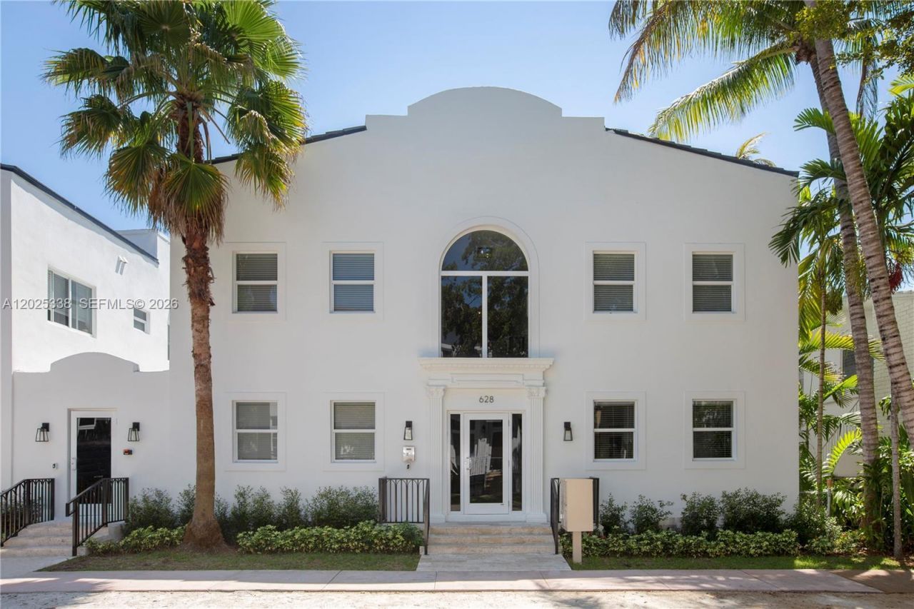 628 Santander Ave, Unit 3, Coral Gables, FL 33134 Photo