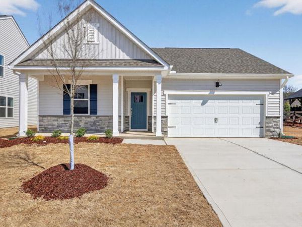 250 Lake Tyler Drive , New Bern, NC 28560