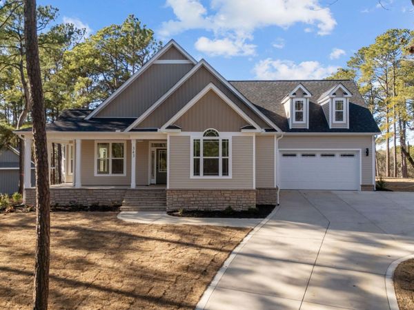 695 Sunset Drive, Carthage, NC 28327
