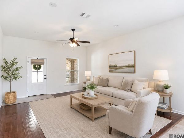 18341 Sunset Park Dr, Prairieville, LA 70769