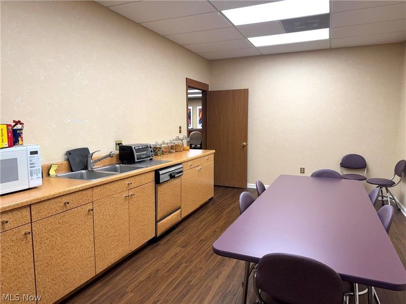 2220 E Enterprise Parkway, Twinsburg, OH 44087 Photo 18