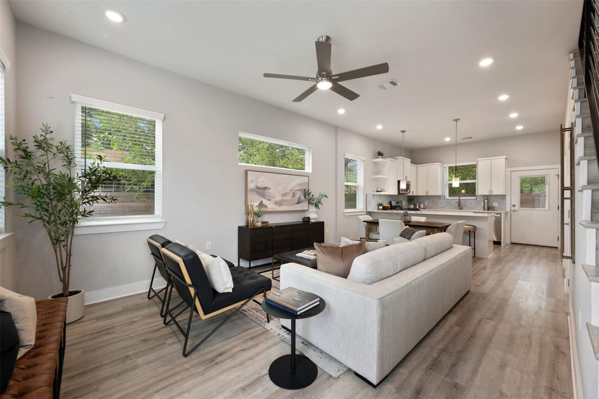 1104 Begonia Ter, Unit 2, Austin, TX 78741 Main Photo
