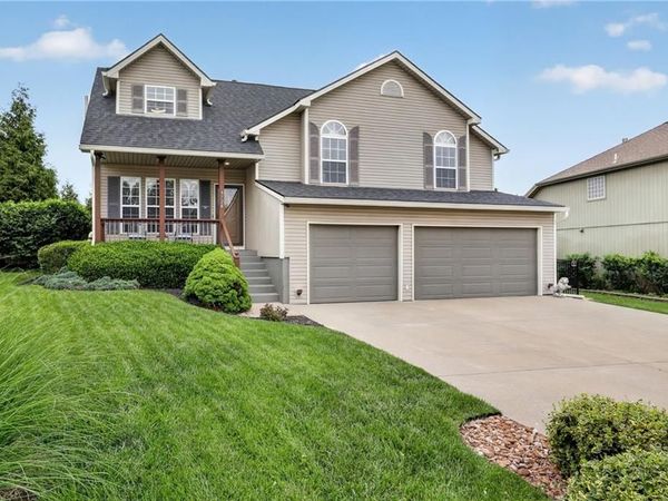 4728 NW 92 Street, Kansas City, MO 64154