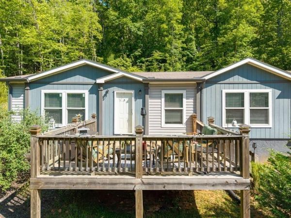 303 Rose Wood Lane , Ellijay, GA 30540