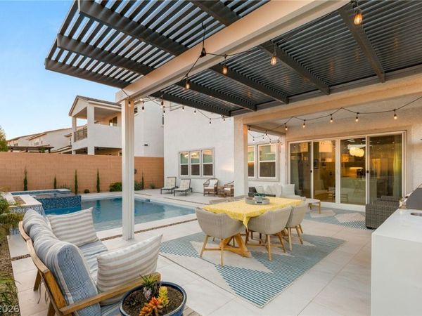10357 Terra Landings Avenue , Las Vegas, NV 89166