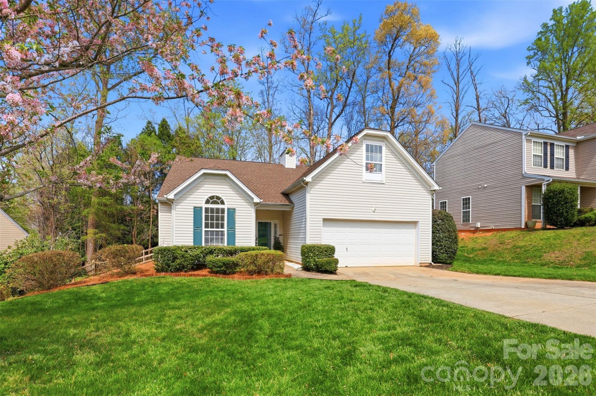 2454 Carmathen Road , Charlotte, NC 28269 Main Photo