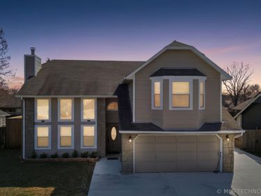 4413 W Oakland Street , Broken Arrow, OK 74012