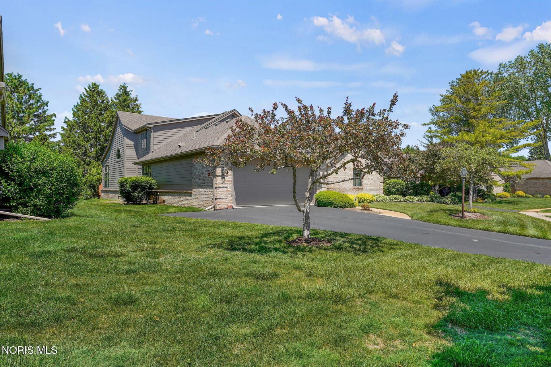 7402 Caracole Court , Sylvania, OH 43560 Main Photo