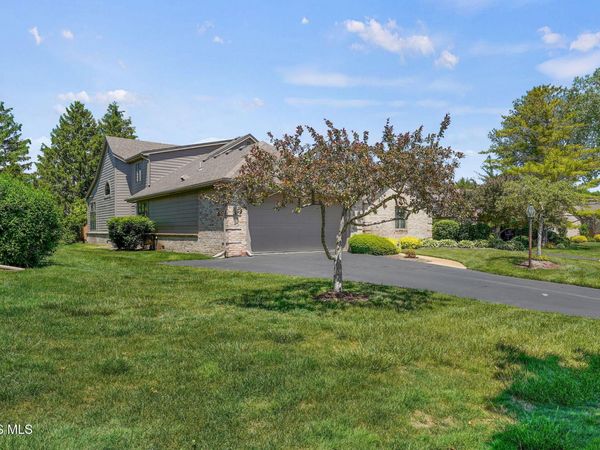 7402 Caracole Court , Sylvania, OH 43560