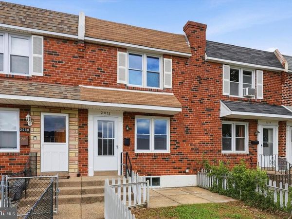 2052 HEATHER ROAD , FOLCROFT, PA 19032