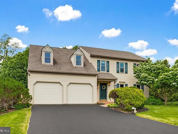 160 CREST AVENUE , LANCASTER, PA 17602