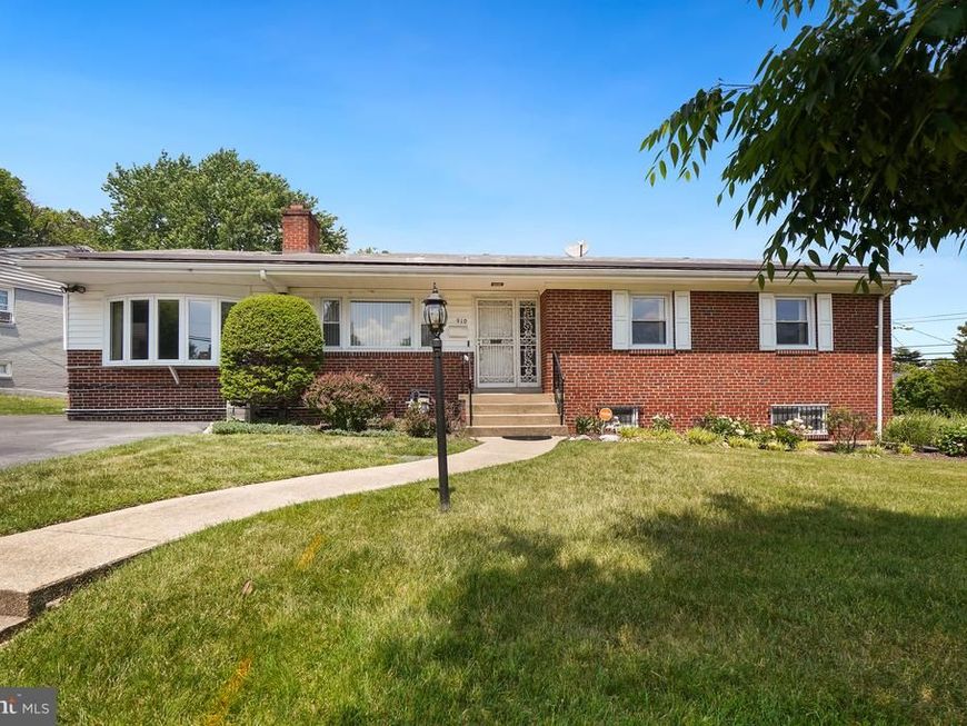 910 Luray Place, Hyattsville, MD 20783 Main Photo