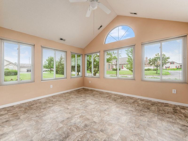 2626 Landings Way , Unit 12, Grove City, OH 43123 Photo 4
