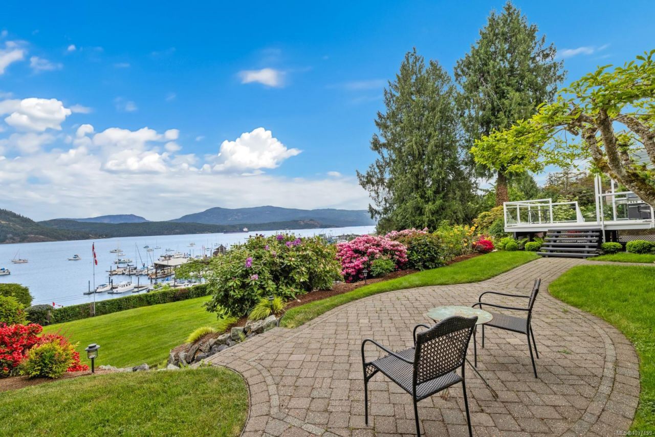 1809 Pritchard Rd  Cowichan Bay, BC V0R 1N0