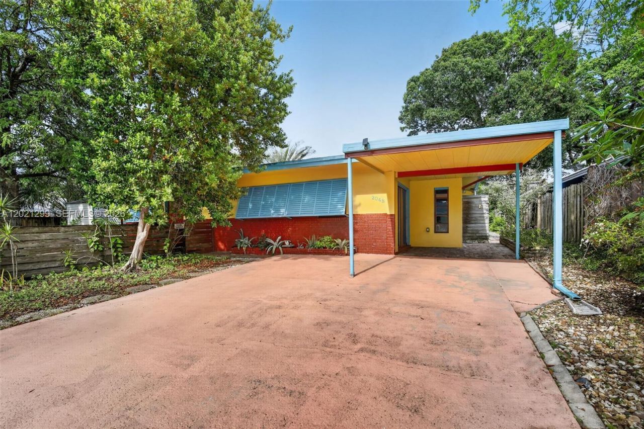 2048 SW 28th Ter, Fort Lauderdale, FL 33312 Photo