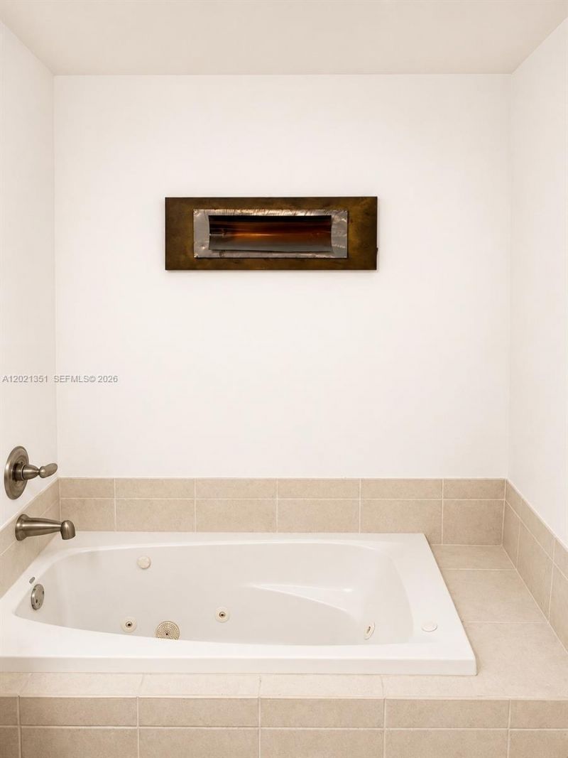 140 S Dixie Hwy , Unit 510, Hollywood, FL 33020 Photo
