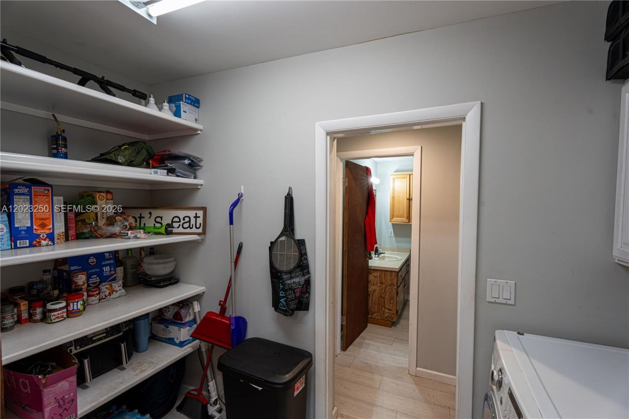 982 SW Airoso Blvd, Port Saint Lucie, FL 34983 Photo