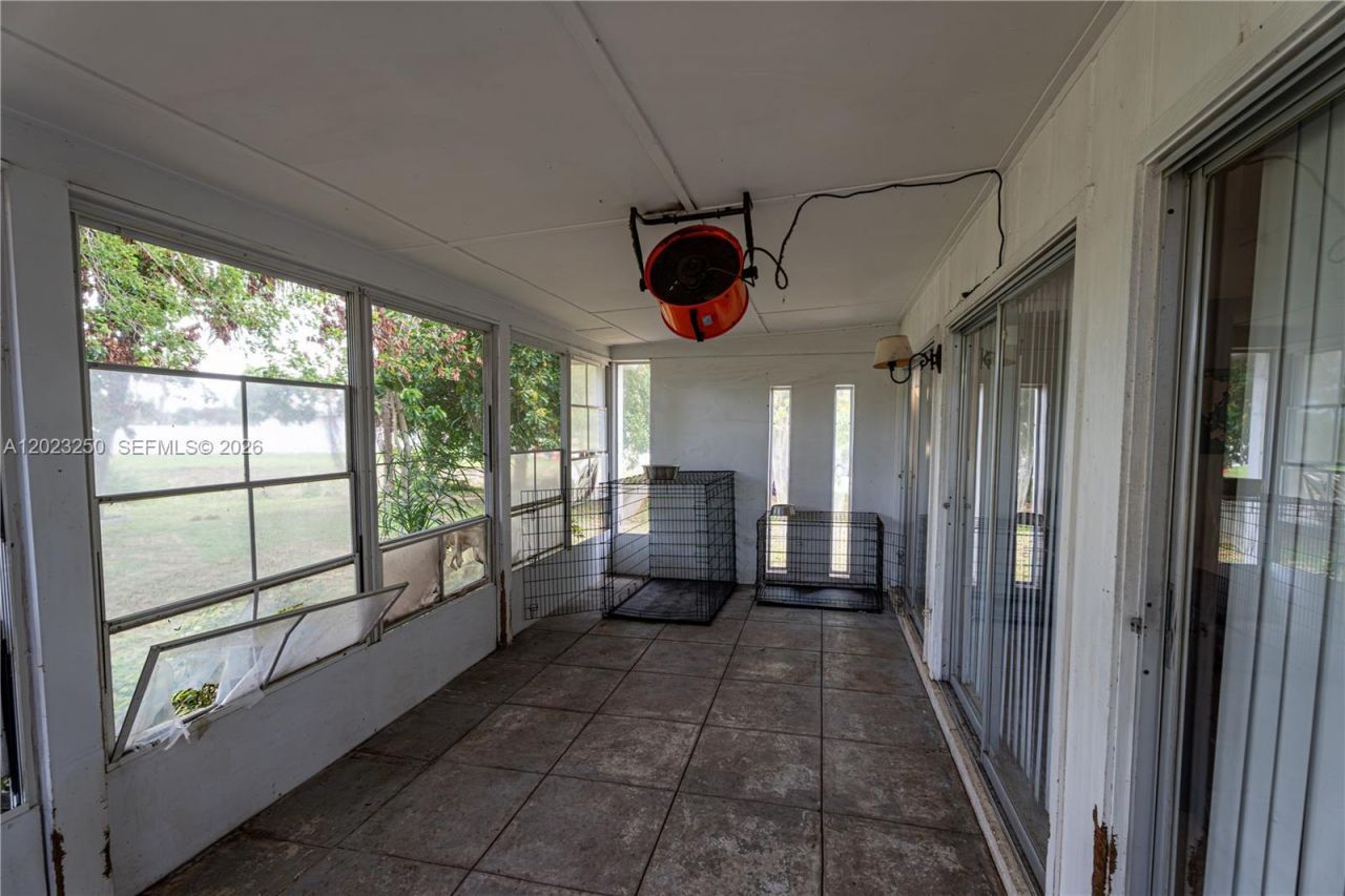 982 SW Airoso Blvd, Port Saint Lucie, FL 34983 Photo