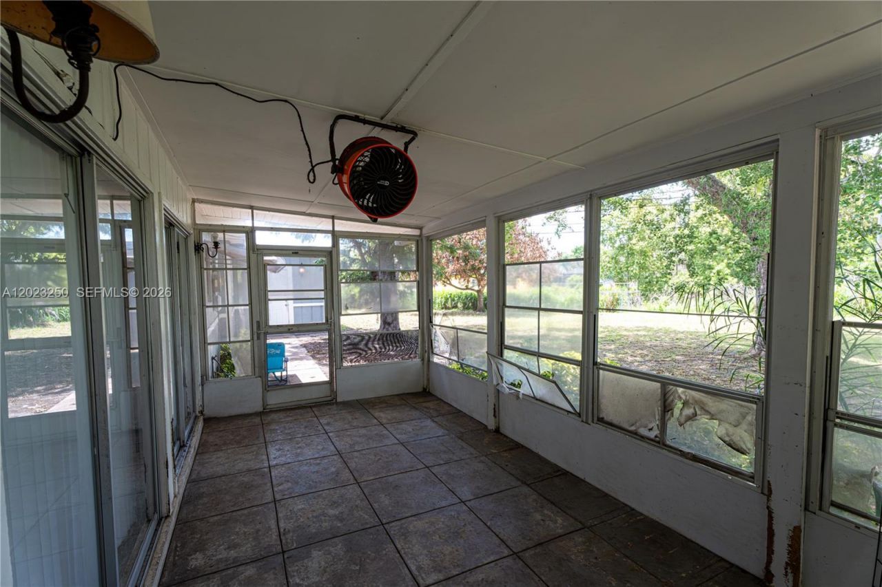 982 SW Airoso Blvd, Port Saint Lucie, FL 34983 Photo