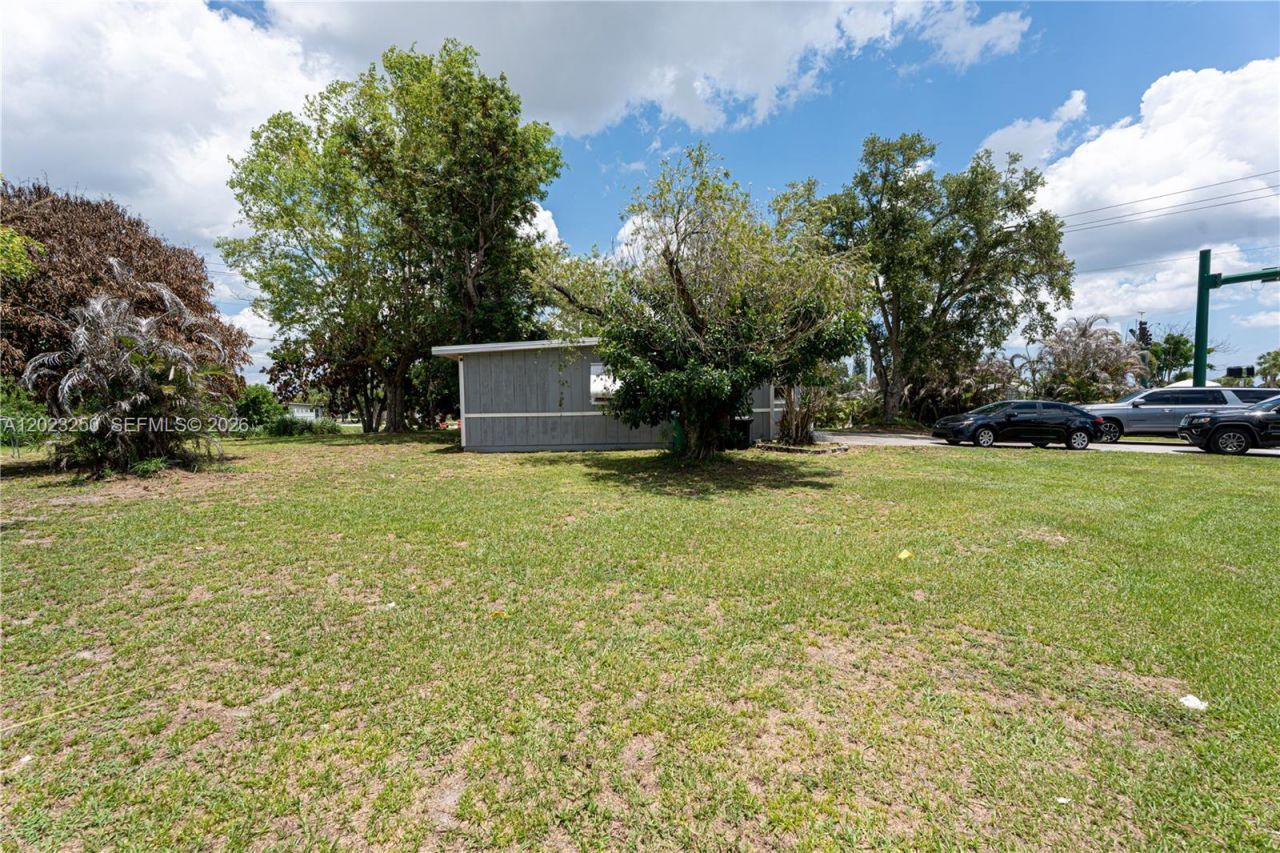 982 SW Airoso Blvd, Port Saint Lucie, FL 34983 Photo