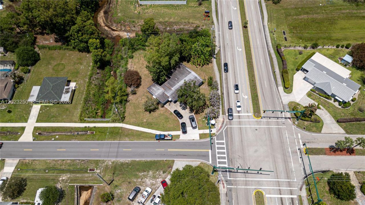 982 SW Airoso Blvd, Port Saint Lucie, FL 34983 Photo