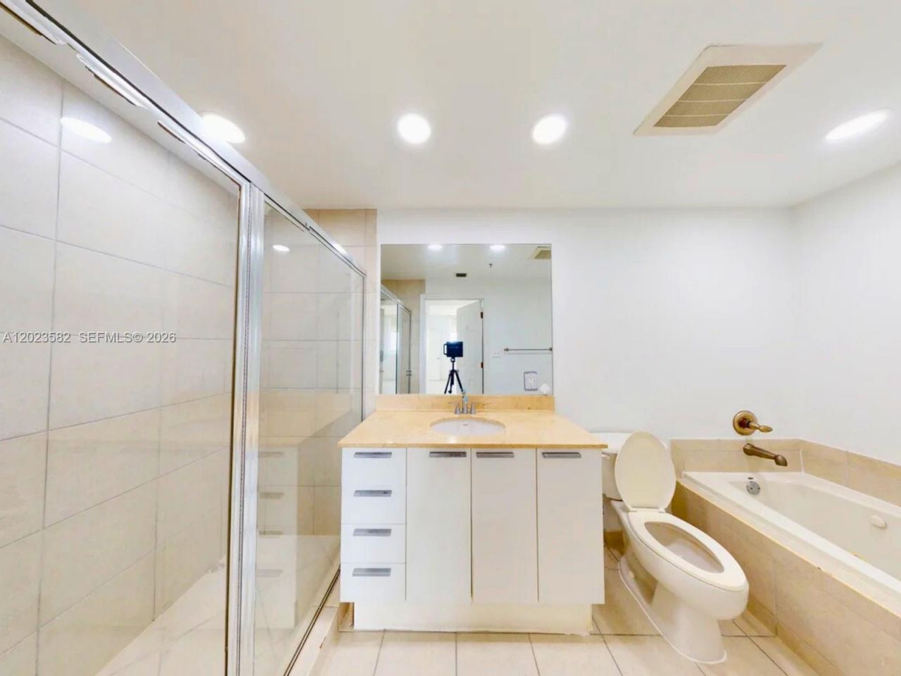 140 S Dixie Hwy , Unit 907, Hollywood, FL 33020 Photo
