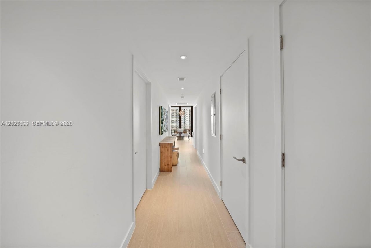 500 Alton , Unit 1205, Miami Beach, FL 33139 Photo