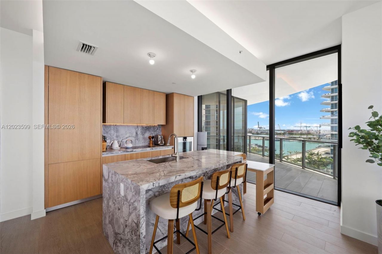 500 Alton , Unit 1205, Miami Beach, FL 33139 Photo