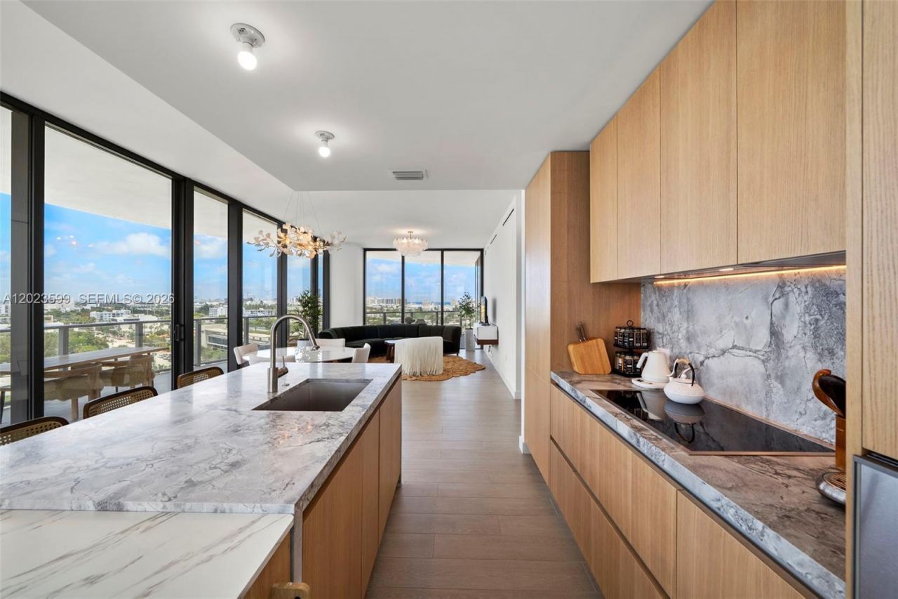 500 Alton , Unit 1205, Miami Beach, FL 33139 Photo