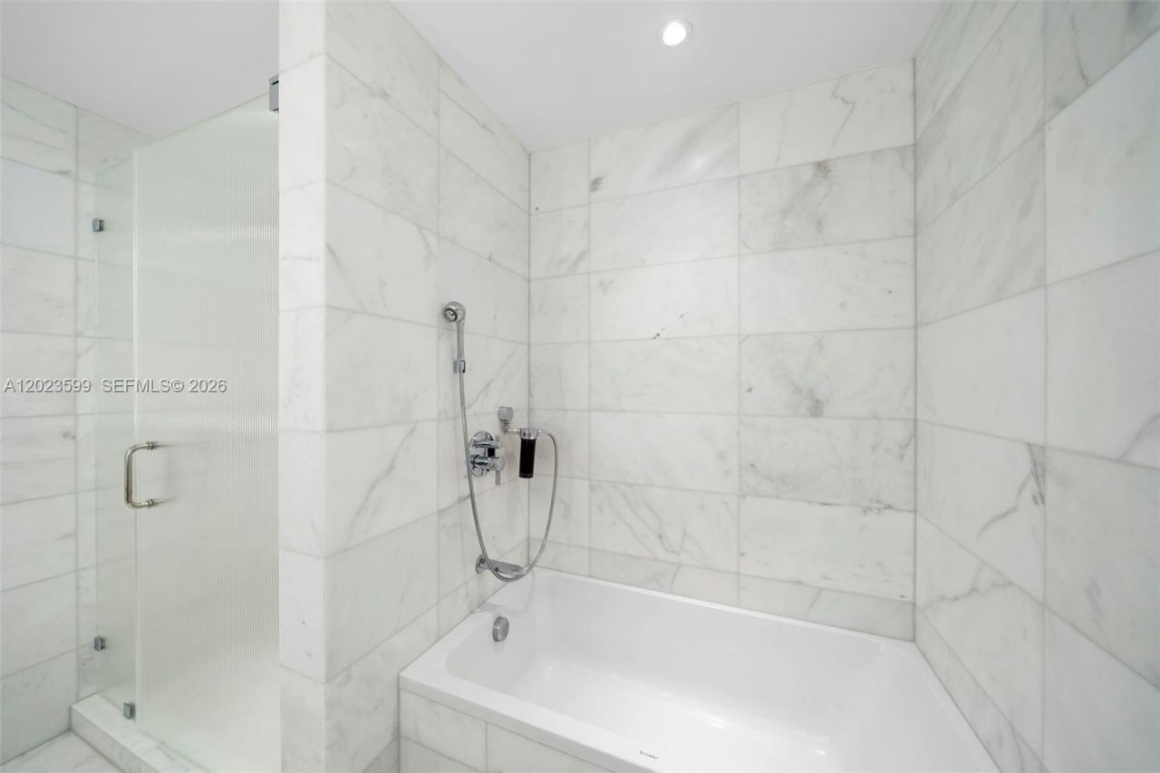 500 Alton , Unit 1205, Miami Beach, FL 33139 Photo