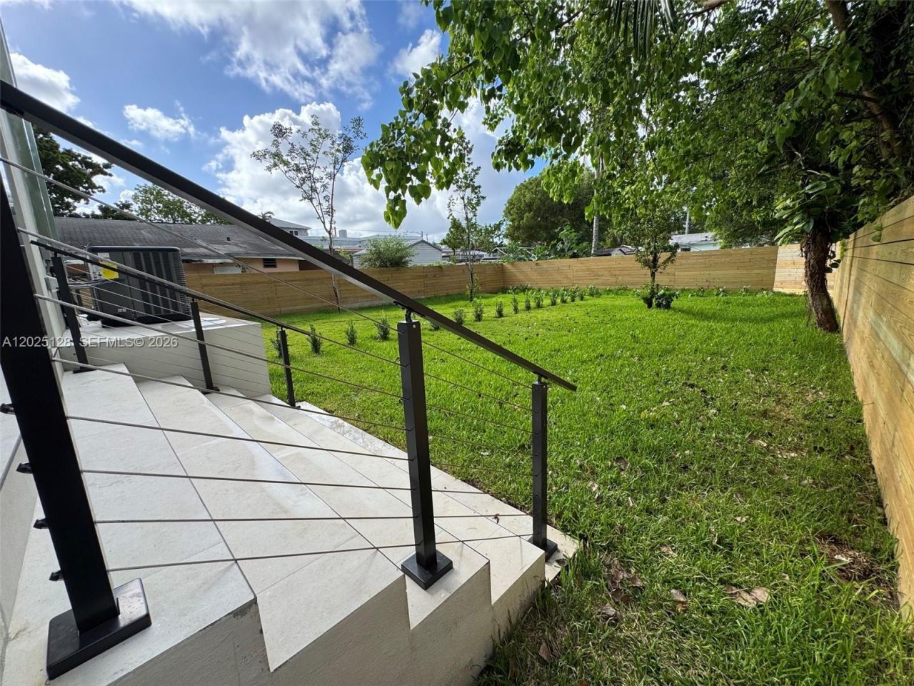 1924 NW 27th St, Miami, FL 33142 Photo